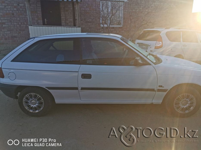 Продажа Opel Astra, 1994 года в Атырау Атырау - изображение 2