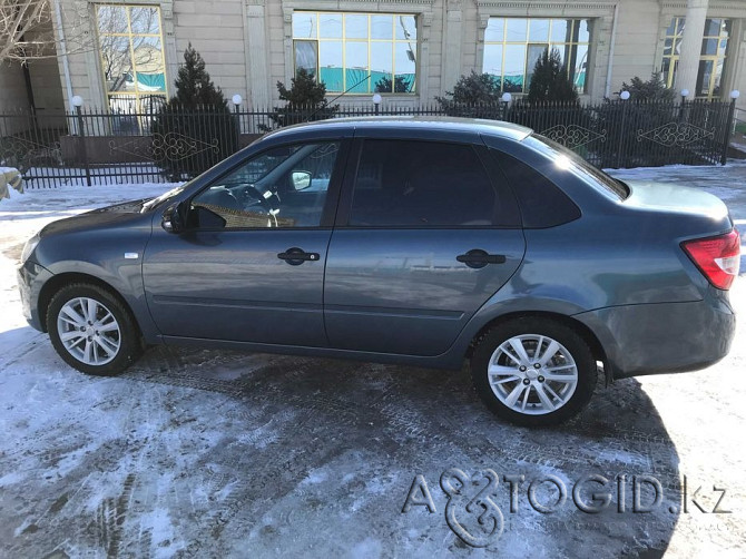 Passenger cars VAZ (Lada), 8 years old in Atyrau Atyrau - photo 2