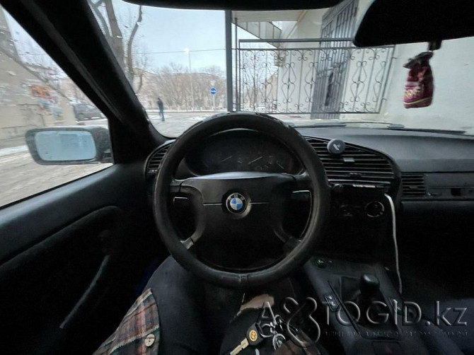 Продажа BMW 3 серия, 1993 года в Атырау Атырау - изображение 2
