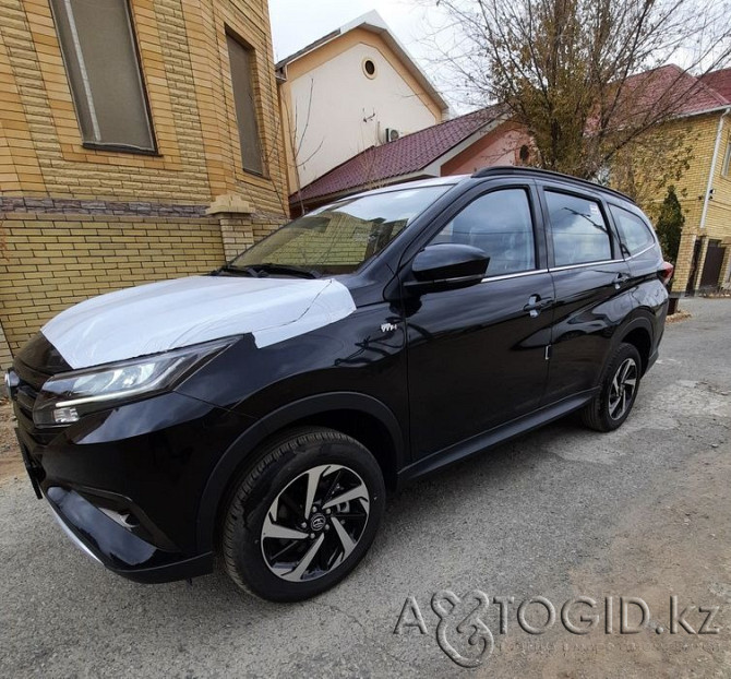 Toyota cars, 7 years old in Atyrau Atyrau - photo 1