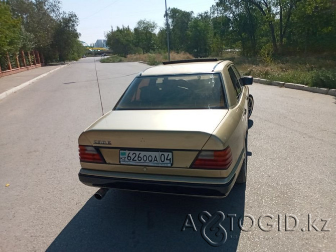 Продажа Mercedes-Bens W124, 1985 года в Актобе Актобе - photo 2