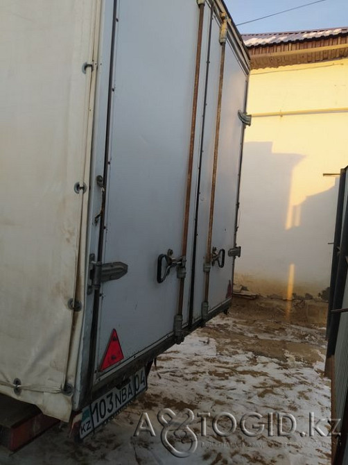 Легковые автомобили ГАЗ,  2  года в Актобе Актобе - изображение 3