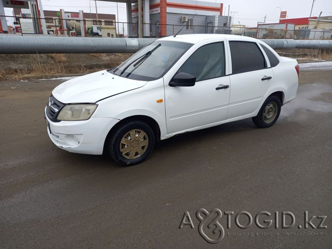 Passenger cars VAZ (Lada), 8 years old in Atyrau Atyrau - photo 3