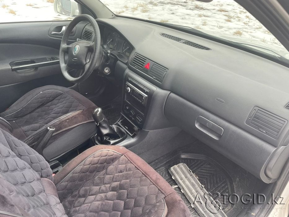 Легковые автомобили Skoda,  8  года в Атырау Атырау - изображение 3