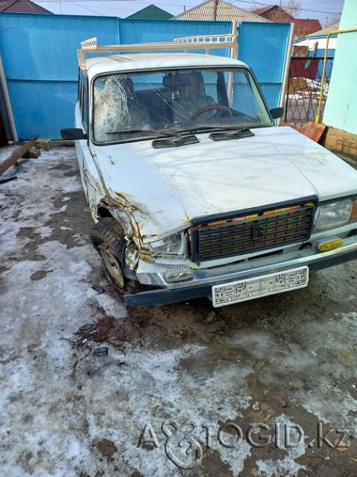Легковые автомобили ВАЗ (Lada),  4  года в Атырау Атырау - изображение 2