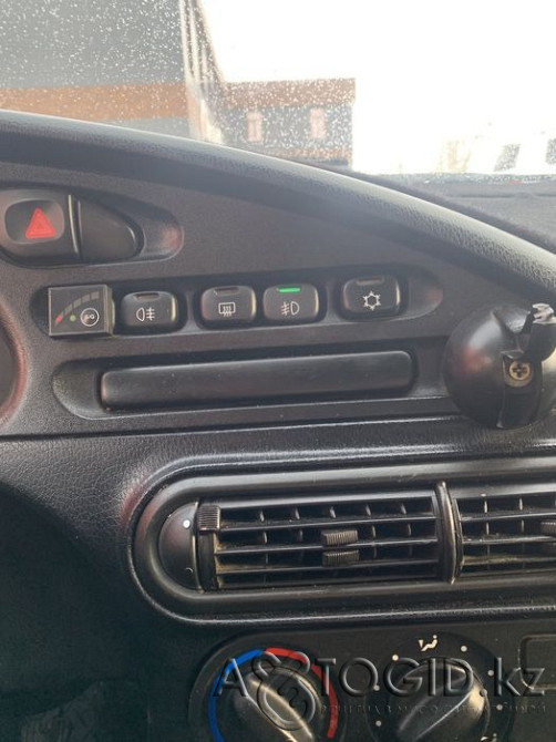 Легковые автомобили Chevrolet,  7  года в Актобе Актобе - изображение 4