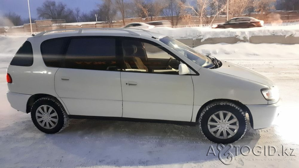 Легковые автомобили Toyota,  6  года в Актобе Актобе - изображение 1