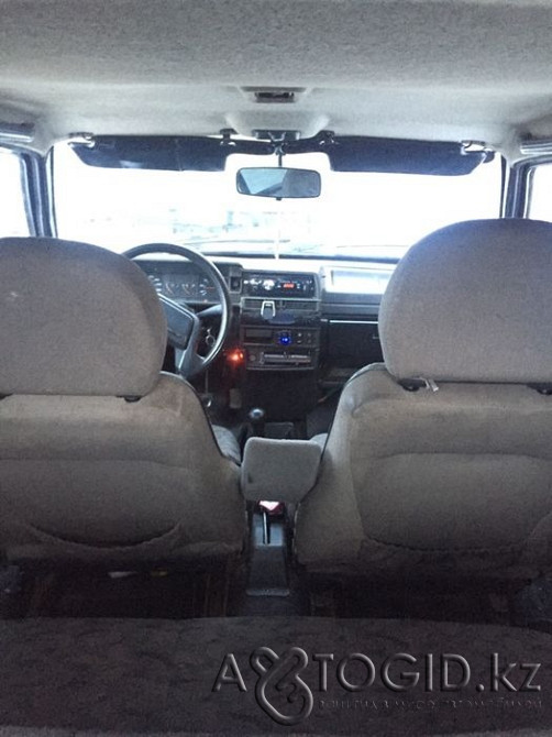 Легковые автомобили ВАЗ (Lada),  5  года в Актобе Актобе - изображение 4