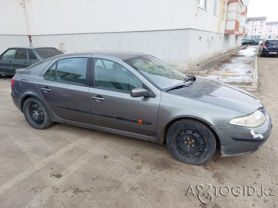 Renault жеңіл көліктері, Атырауда 8 жаста Атырау - 3 сурет