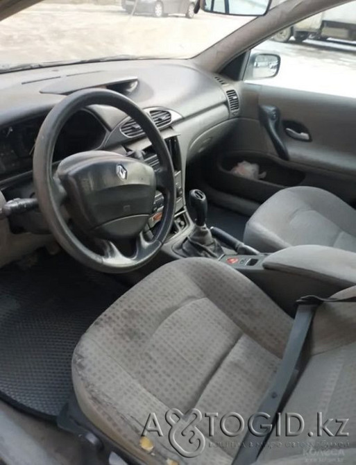 Renault жеңіл көліктері, Атырауда 8 жаста Атырау - 5 сурет