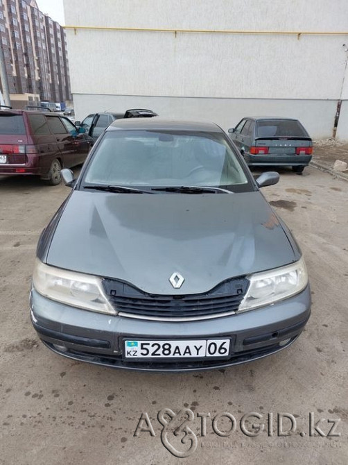 Renault жеңіл көліктері, Атырауда 8 жаста Атырау - 1 сурет