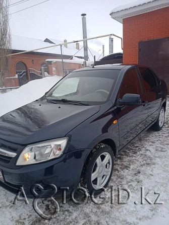 Легковые автомобили ВАЗ (Lada),  8  года в Актобе Актобе - изображение 1