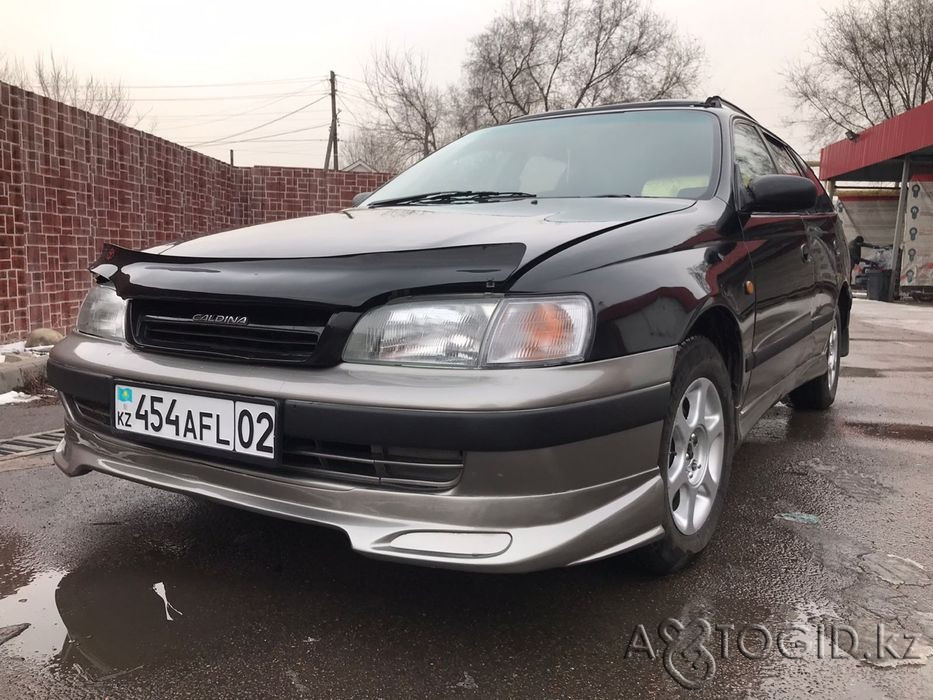 Легковые автомобили Toyota,  4  года в Алматы Алматы - изображение 2