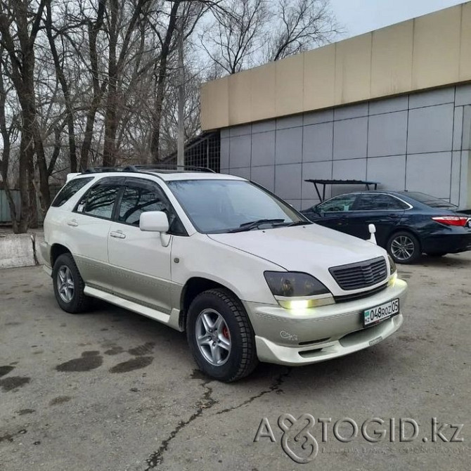 Toyota cars, 7 years old in Almaty Almaty - photo 2