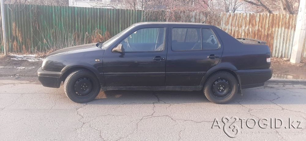 Легковые автомобили Volkswagen,  8  года в Алматы Алматы - изображение 2