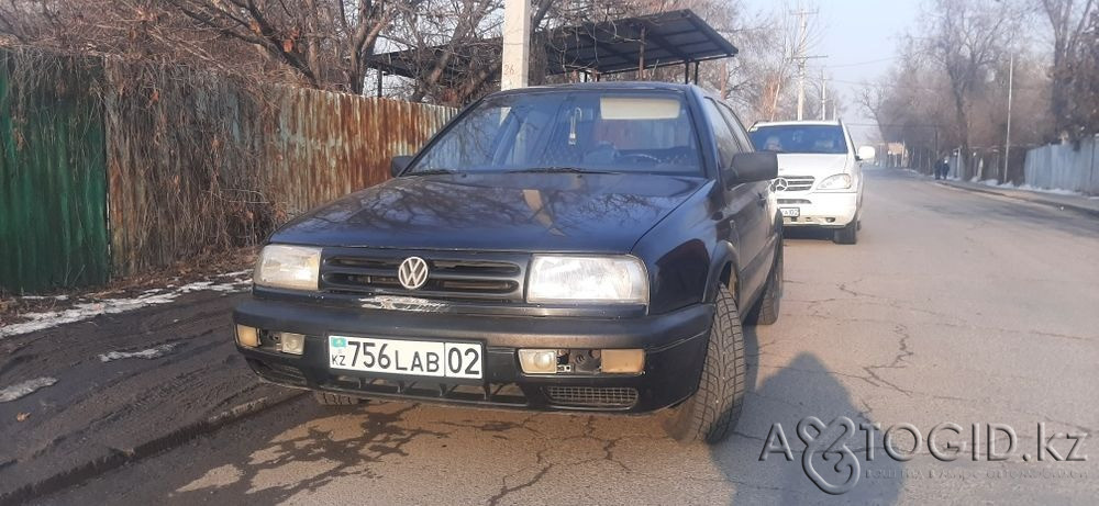 Легковые автомобили Volkswagen,  8  года в Алматы Алматы - изображение 1
