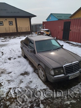 Легковые автомобили Mercedes-Bens,  8  года в Алматы Алматы - изображение 1