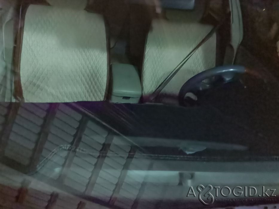Легковые автомобили Toyota,  8  года в Алматы Алматы - изображение 4