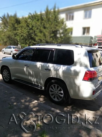 Toyota cars, 7 years old in Almaty Almaty - photo 1