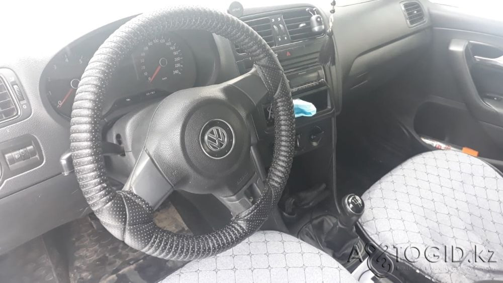 Легковые автомобили Volkswagen,  8  года в Алматы Алматы - изображение 3