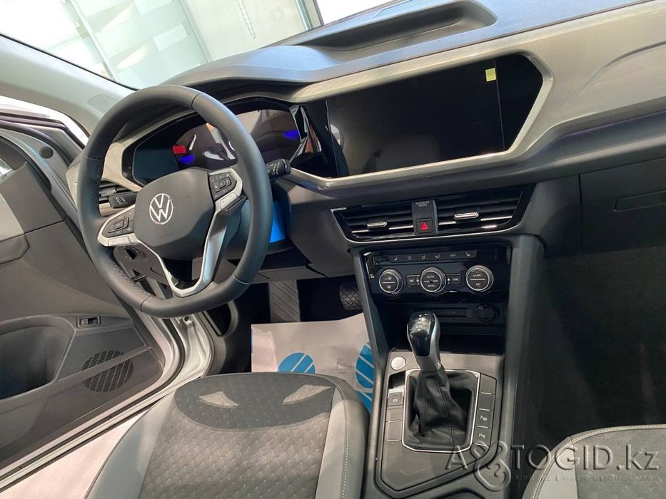 Volkswagen cars, 7 years old in Almaty Almaty - photo 3