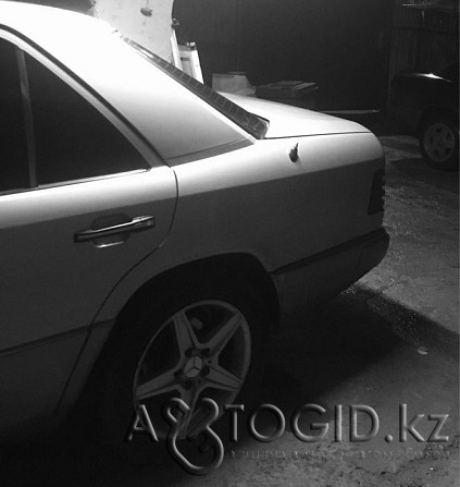 Mercedes-Benz cars, 8 years old in Almaty Almaty - photo 2