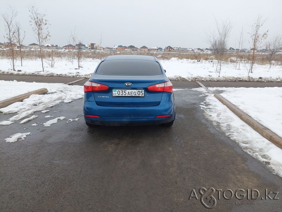 Легковые автомобили Kia,  8  года в Алматы Алматы - изображение 3