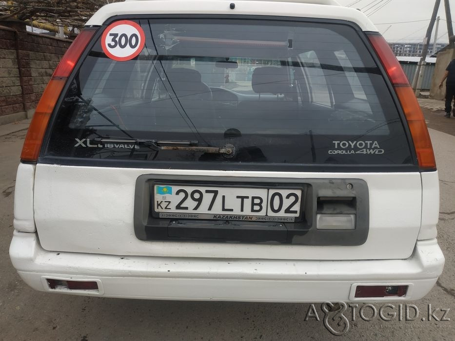 Легковые автомобили Toyota,  4  года в Алматы Алматы - изображение 2