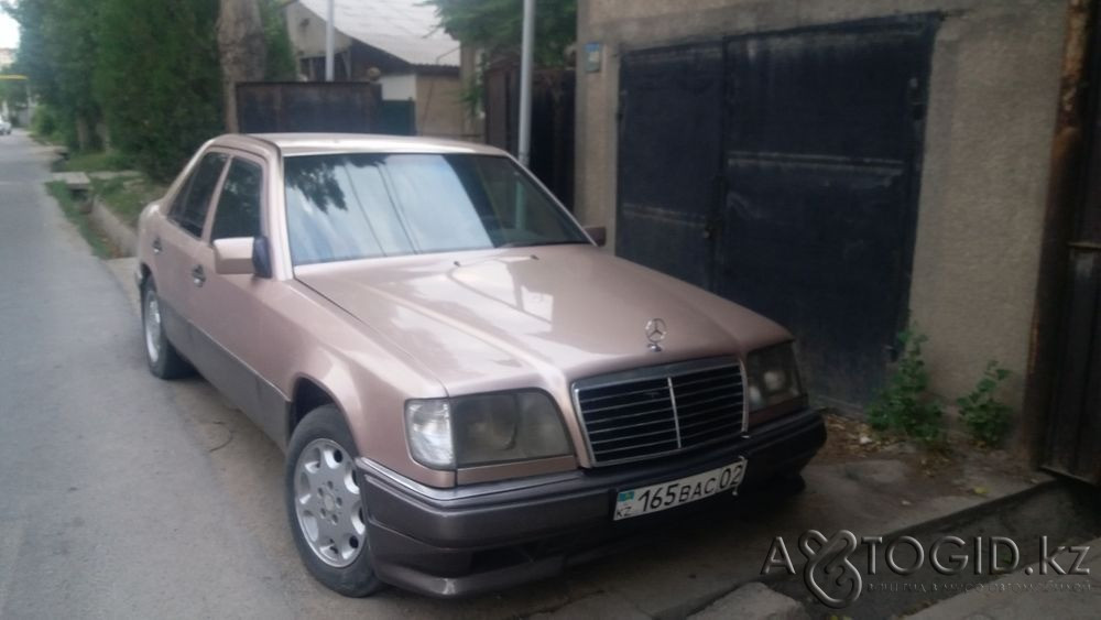 Легковые автомобили Mercedes-Bens,  8  года в Алматы Алматы - изображение 1