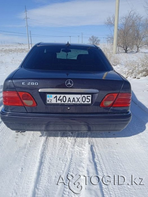 Mercedes-Benz cars, 8 years old in Almaty Almaty - photo 4