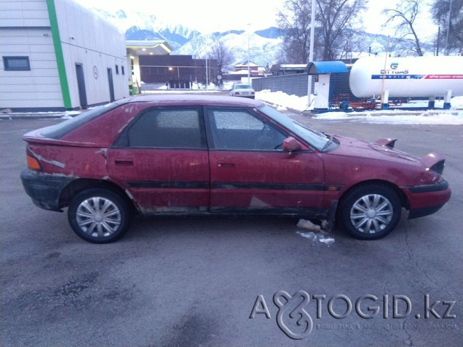 Продажа Mazda 323, 1993 года в Алматы Алматы - изображение 3