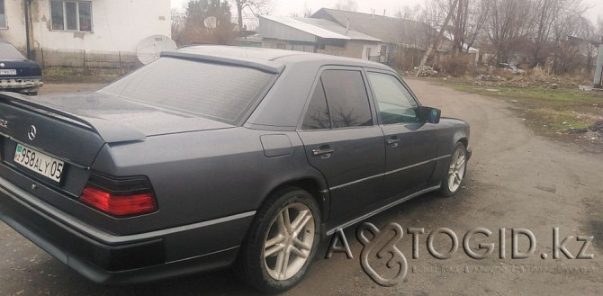 Mercedes-Benz cars, 8 years old in Almaty Almaty - photo 3