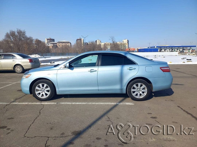 Toyota cars, 8 years old in Almaty Almaty - photo 2