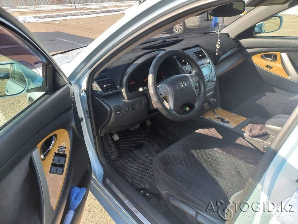 Легковые автомобили Toyota,  8  года в Алматы Алматы - изображение 4