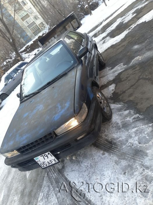 Легковые автомобили Toyota,  5  года в Алматы Алматы - изображение 2