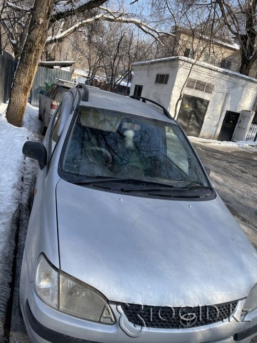 Легковые автомобили Toyota,  5  года в Алматы Алматы - изображение 1