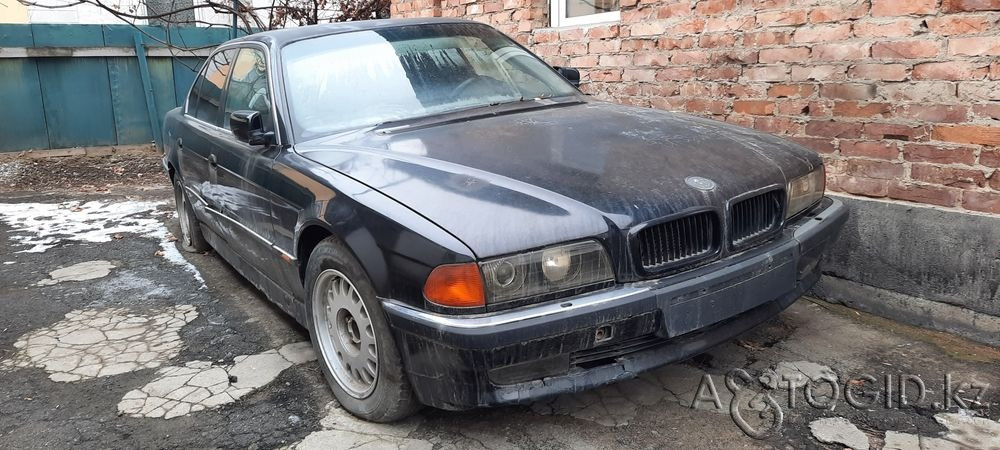 BMW cars, 8 years old in Almaty Almaty - photo 1