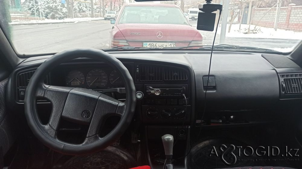 Легковые автомобили Volkswagen,  8  года в Алматы Алматы - изображение 4