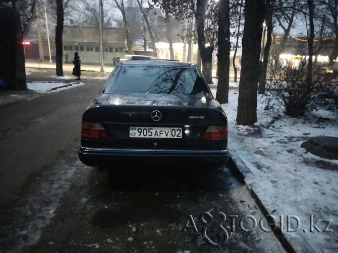 Mercedes-Benz cars, 8 years old in Almaty Almaty - photo 2