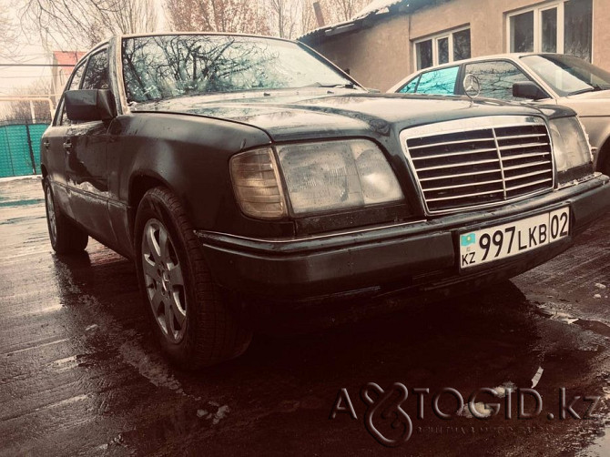 Mercedes-Benz cars, 8 years old in Almaty Almaty - photo 2