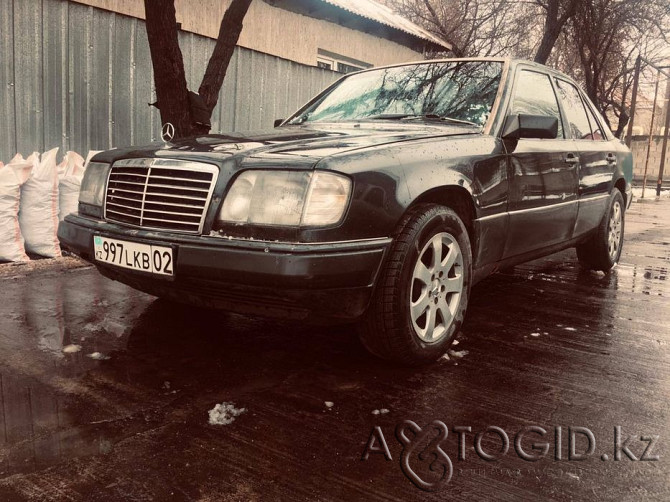 Продажа Mercedes-Bens W124, 1992 года в Алматы Алматы - изображение 1