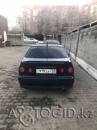 Toyota cars, 8 years old in Almaty Almaty - photo 2