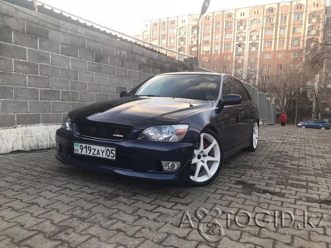 Toyota cars, 8 years old in Almaty Almaty - photo 1