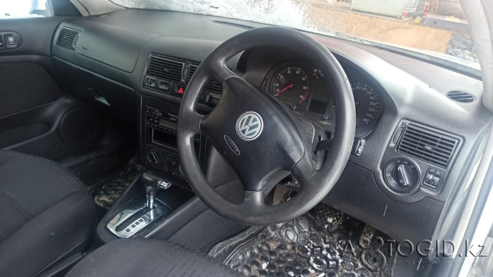 Легковые автомобили Volkswagen,  5  года в Алматы Алматы - изображение 4