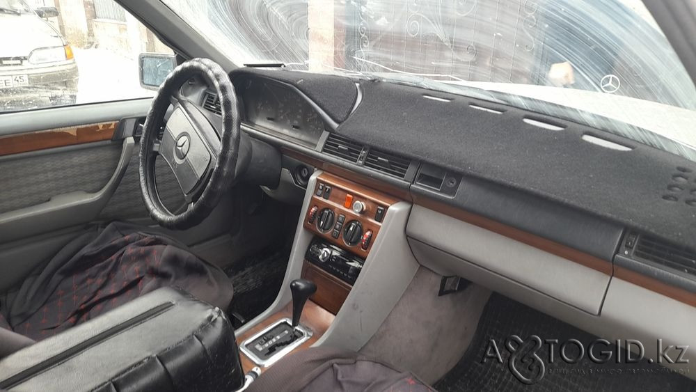 Mercedes-Benz cars, 8 years old in Almaty Almaty - photo 4