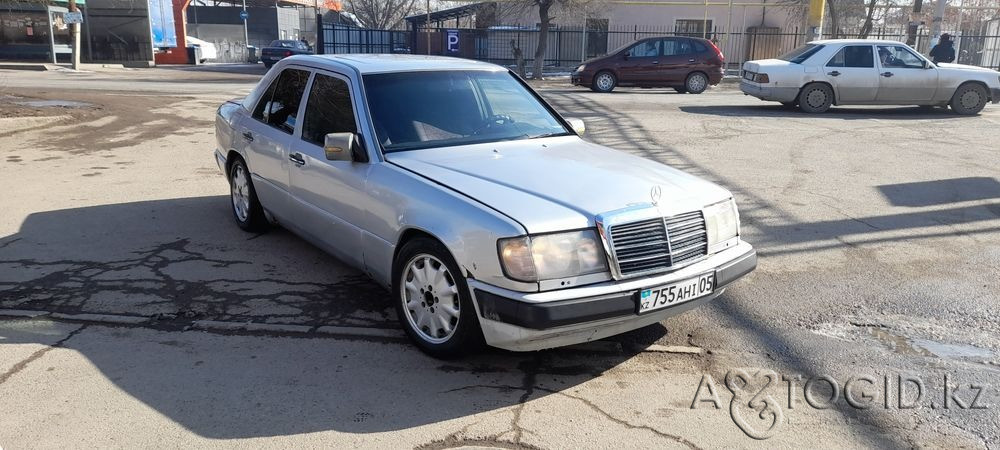 Mercedes-Benz cars, 8 years old in Almaty Almaty - photo 1