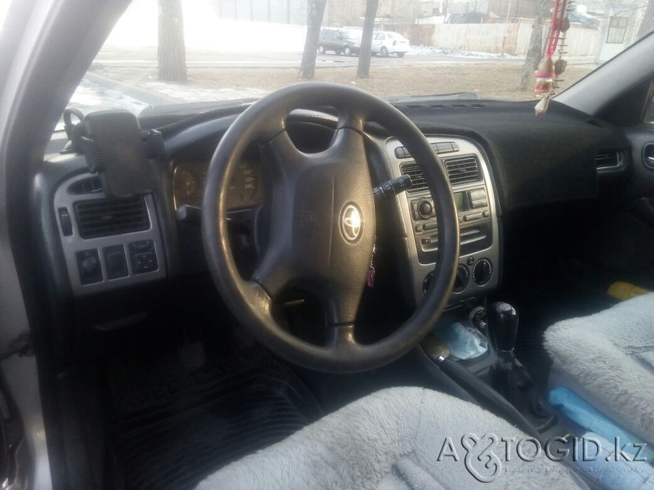 Легковые автомобили Toyota,  8  года в Алматы Алматы - изображение 4