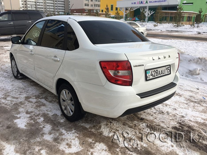 Легковые автомобили ВАЗ (Lada),  8  года в Астане  Астана - изображение 3