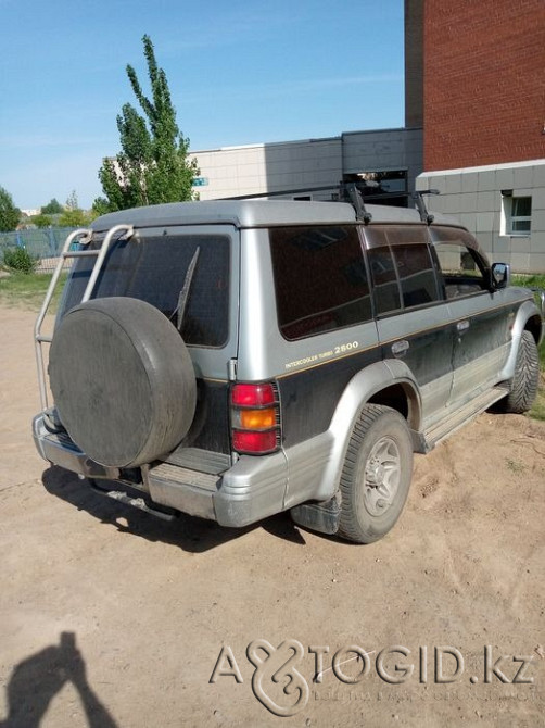 Mitsubishi cars, 7 years old in Astana  Astana - photo 2