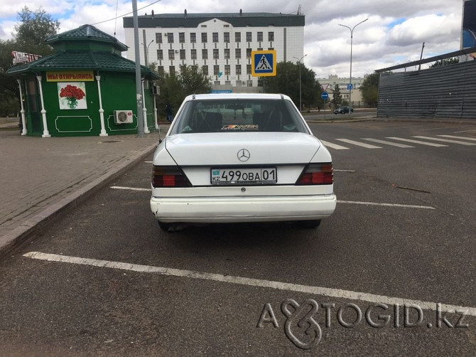 Продажа Mercedes-Bens E серия, 1992 года в Астане, (Нур-Султане Астана - photo 3